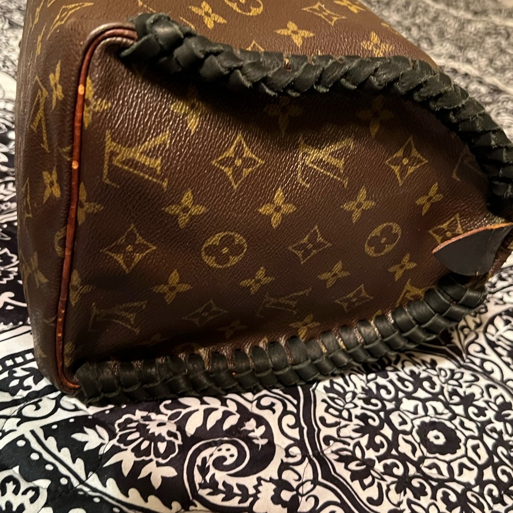 Revamped Louis Vuitton Speedy 25 - Picture 8 of 15